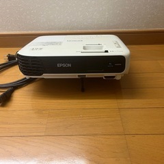 プロジェクター　epson EB-SO4の画像