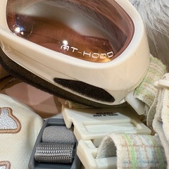 セット！女の子用のスキー用品　ゴーグルと手袋の画像