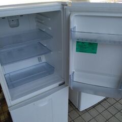 霜取りファン搭載　高級機タイプ　冷蔵庫の画像