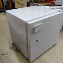 小型　冷蔵庫　寝室用の画像