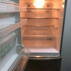 引き取り限定　無料　SHARP冷蔵庫　両開き　350リットルの画像