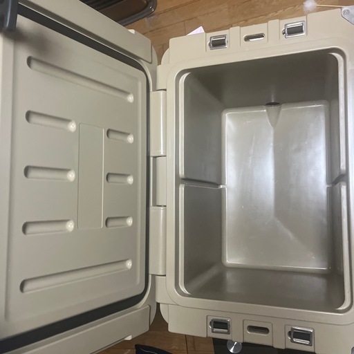 FIELDOOR ハードクーラーボックス