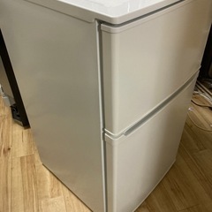 決まりました」IRIS OHYAMA　冷凍 冷蔵庫　90 L 2019年製の画像