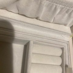 アクセサリーケースの画像