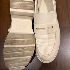【直接引き渡し願】Zara  ローファーとミュール2点の画像