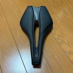 ショートサドルの画像