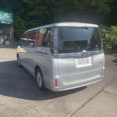 検付H26トヨタヴォクシーHV Vの画像