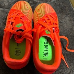 サッカーシューズの画像