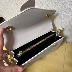 ショルダーバッグの画像