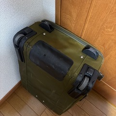 Paul Smith キャリーケースの画像