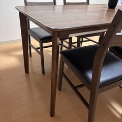 ダイニングテーブル　チェア4脚セットの画像