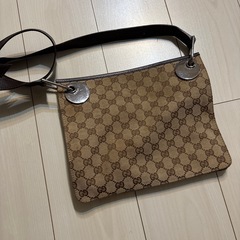 グッチショルダーバックの画像
