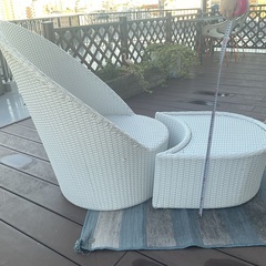 シングルソファー　オットマン　ガーデンチェアー　ガーデンソファー　屋外の画像