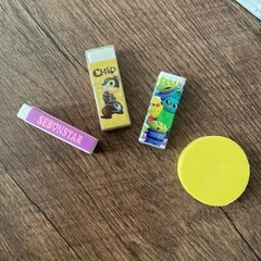 消しゴム4つ　新品の画像