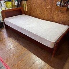 K1802 シングルベッド フランスベッド マットレス付きの画像