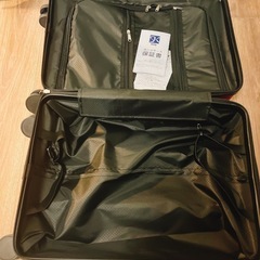 【未使用商品】キャリーケースの画像