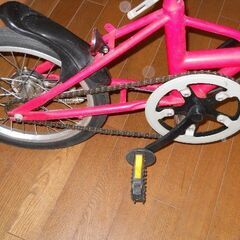 折たたみ自転車の画像