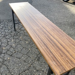 長テーブルの画像