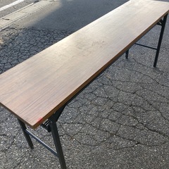 長テーブルの画像