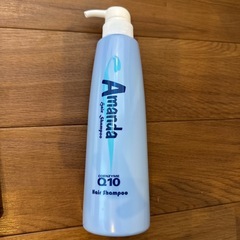 【新品未使用】アマンダ　シャンプー、ヘアトリートメント詰め替えセットの画像