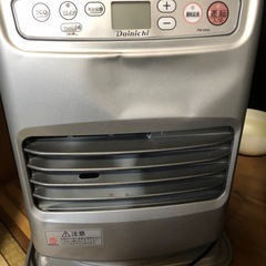 石油ファンヒーターの画像