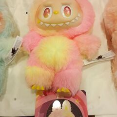 ラブブ3体　の画像