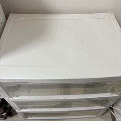 3段ボックスの画像