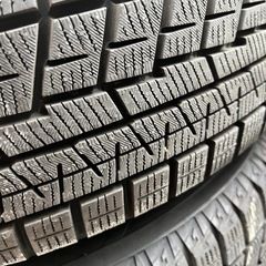 バリ溝175/65R15 スタッドレス　４本　の画像