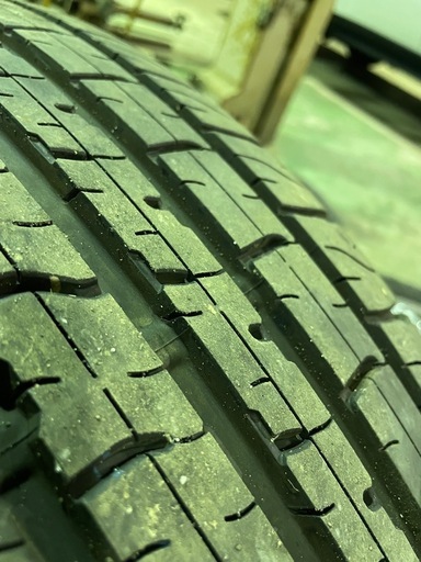 トヨタ ランドクルーザー300 純正ホイール 20インチ 20×8J +60 6H PCD139.7 DUNLOP タイヤ付 4本セッ