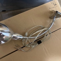 電気スタンド　クリップ　ライトの画像