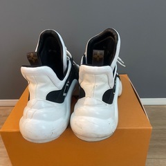 LOUIS VUITTON アークライト　スニーカーの画像