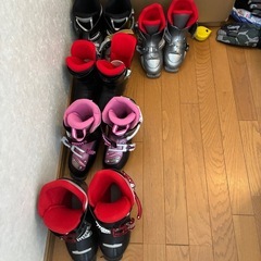 子供用　スキー板　ブーツ　防水スプレーの画像