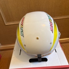 子供用　ヘルメット　スノボ　スキーの画像