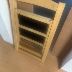 1人用椅子（4脚あります）の画像