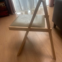1人用椅子（4脚あります）の画像