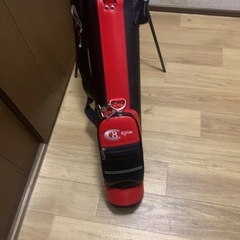 cyulaスタンドゴルフバッグ 黒/赤の画像