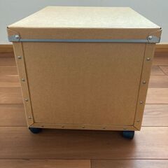 収納ボックス 紙製 フタ付き キャスター付き 200円の画像