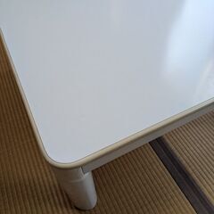 【インテリアこたつ】カラー(白)テーブル付きの画像