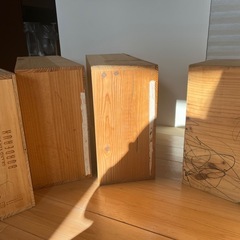 ワイン箱4つの画像