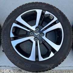 ライズ・ロッキー純正アルミスタッドレスの画像