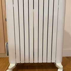 デロンギ ユニカルド オイルヒーター RHJ65L0915の画像