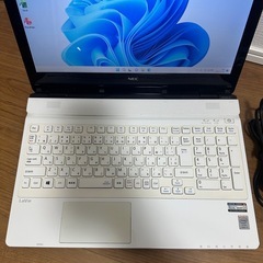 NEC LAVIE i5 15.6インチ　メモリ8GB 大容量HDD1000GBの画像