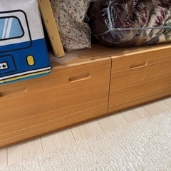 収納付き木製ベッドの画像