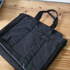 未使用　PC収納ポケット付　トートバッグ　迷彩の画像