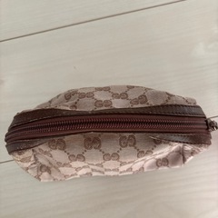 GUCCIポーチ正規品の画像