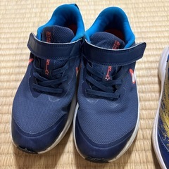 男の子シューズ　まとめ売り　瞬足　NIKEの画像