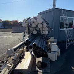 群馬県前橋市より分割仮設電柱多数あります！
の画像