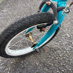 【パンクしてます】子供用自転車　ストライダーの画像