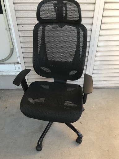 ニトリ　ワークチェア　クエト