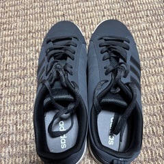 adidasアディダススニーカー26.5cmの画像